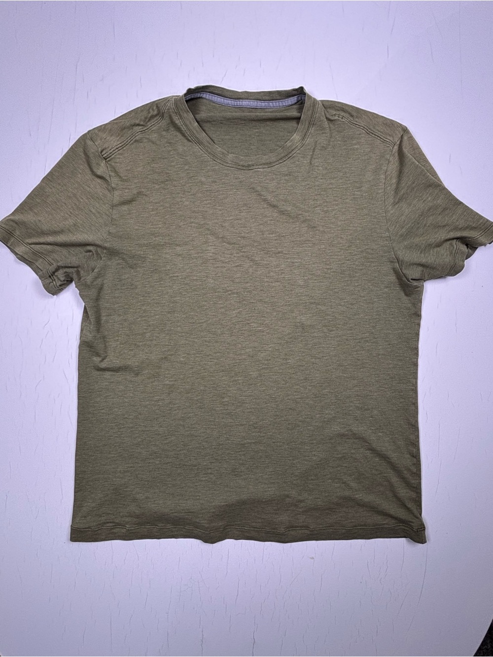 lululemon athletica Men's Olive Crewneck Short Sleeve Tee